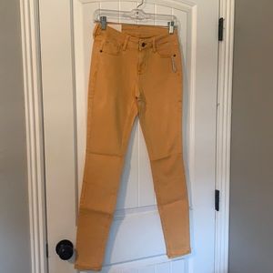 Old Navy mustard skinny jeans